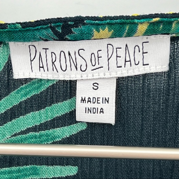 Patrons of Peace Tropical Sleeveless Top with Ruffle Bottom - Picture 7 of 11